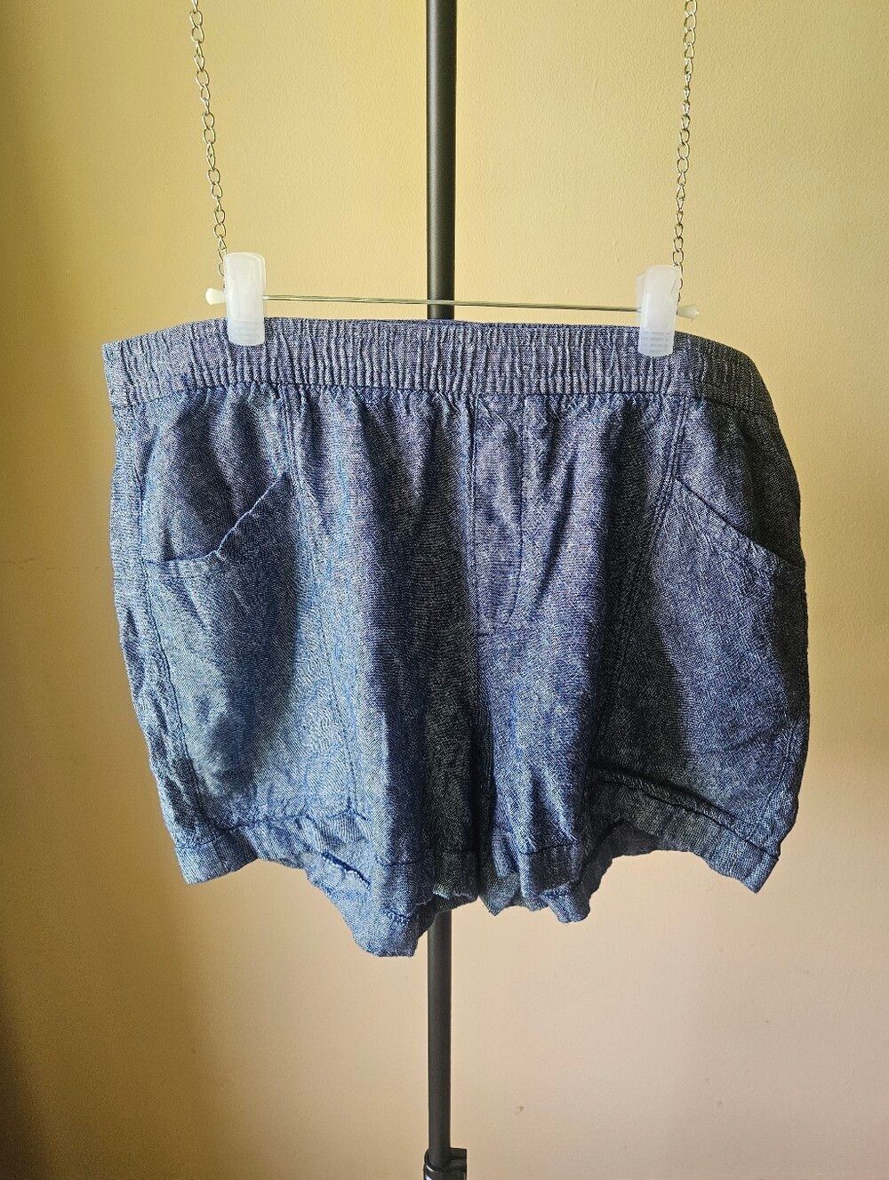 Old Navy Elastic-Waist High-Rise Casual Linen Blend Shorts in Dark Blue Size L